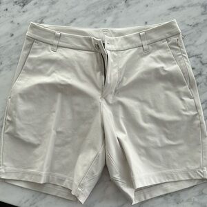 Lululemon Commission Shorts 7”